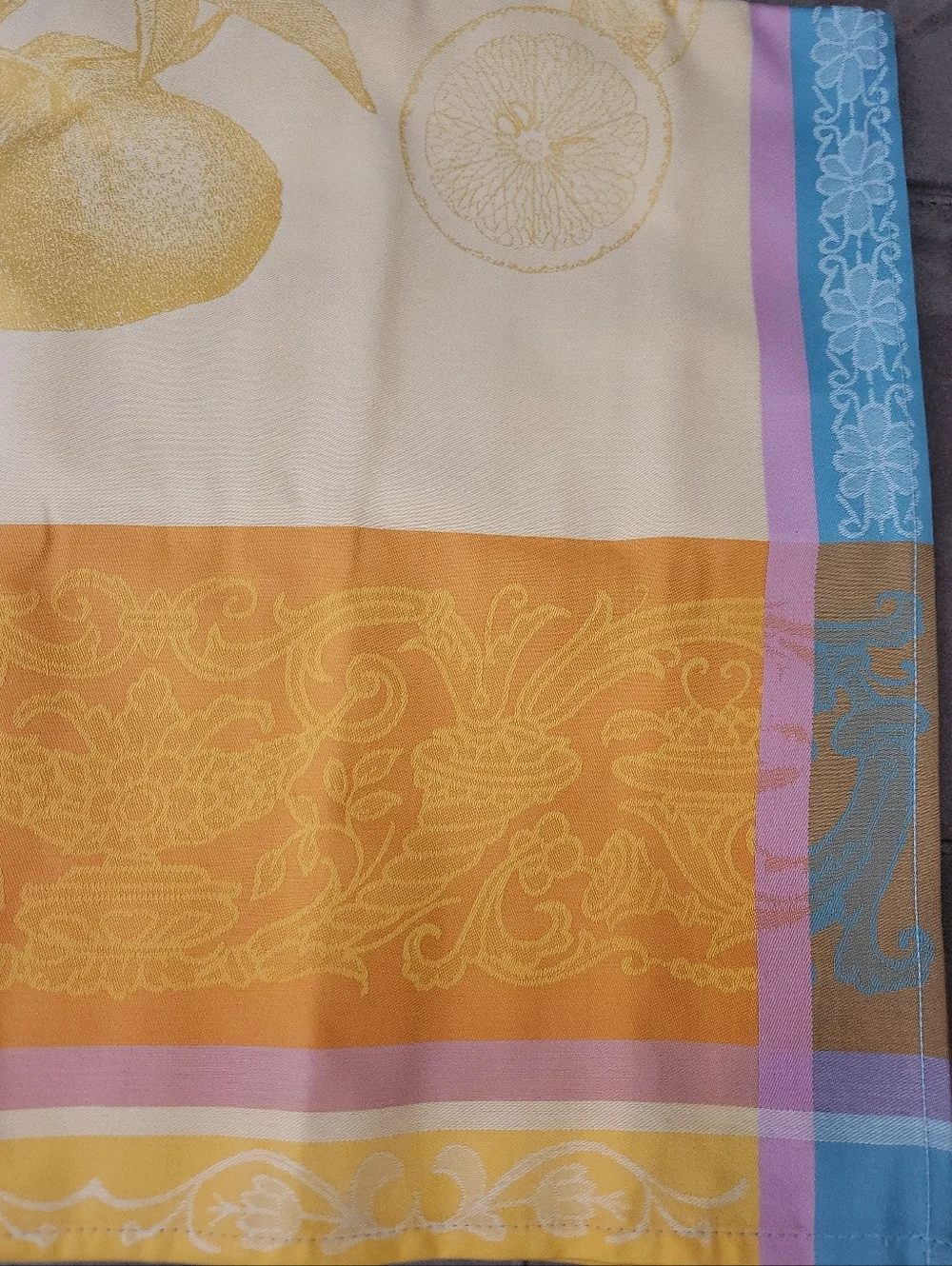 Williams Sonoma Citrus Jacquard Table Runner Yellow 18.5x108 NWT Summer